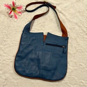 JP Ourse & Cie Park Avenue Navy Two-Tone 2-Way (Shoudler Or Crossbody) Bag